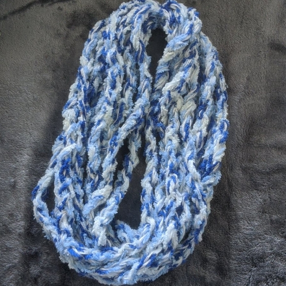 Infinity Scarf - Picture 2 of 2